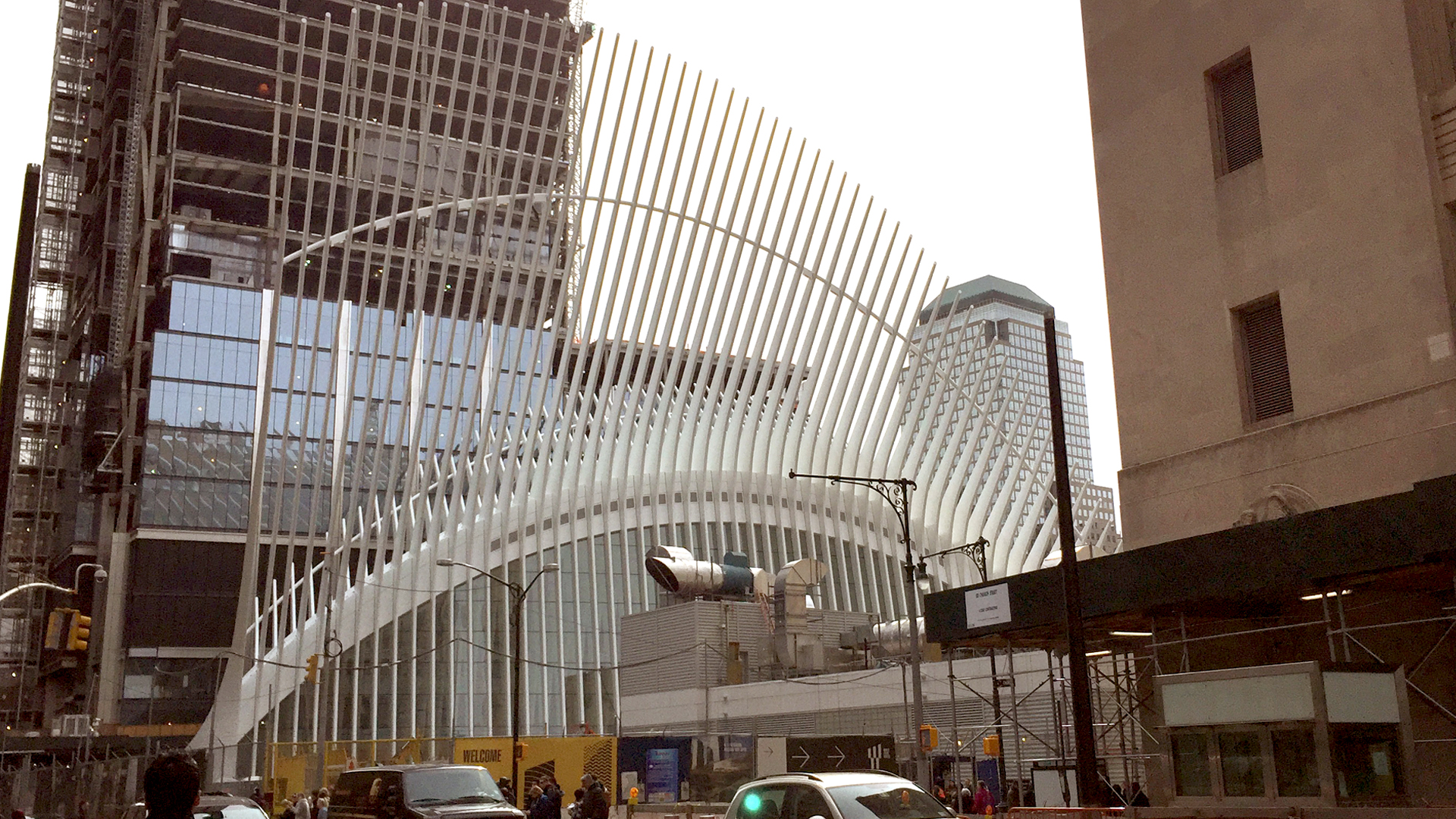 Oculus in Financial district exterior from Street view